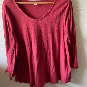 Old Navy burnt red shirt
